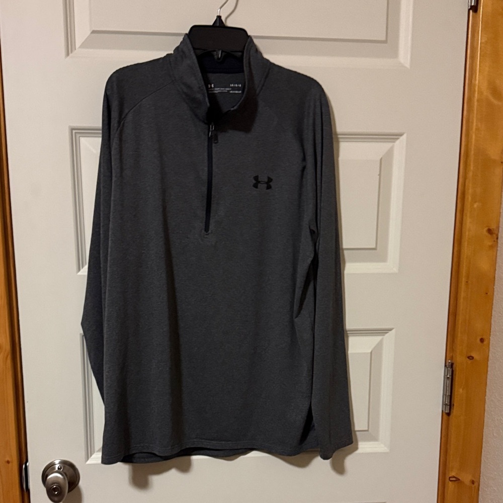 Men's Size Large Under Armour HeatGear Charcoal Gray 1/4 Zip Perf Pullover